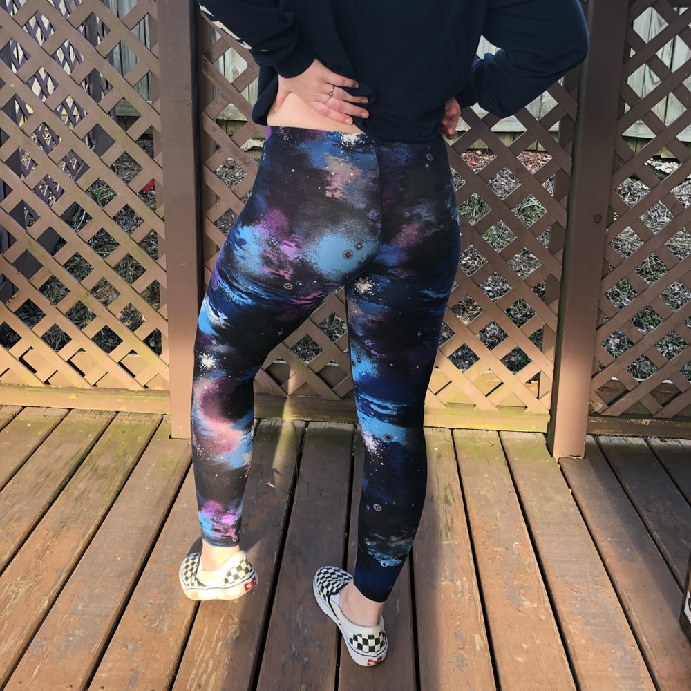 Galaxy Leggings. Pink Republic